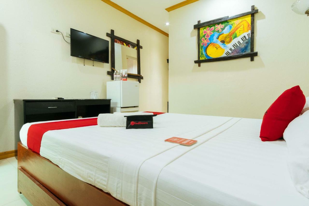 Reddoorz Premium Near Pristine Beach Puerto Princesa Eksteriør bilde